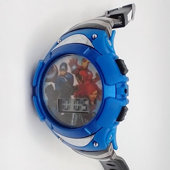 Marvel Avengers Digital Watch, Kids Watch - Picture 8 of 9